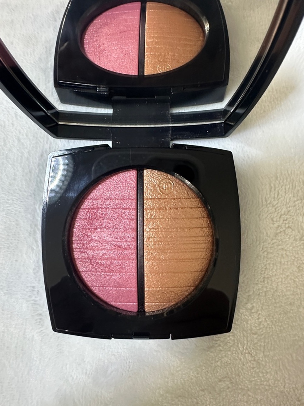 Limited Edition Chanel Les Beiges Healthy Glow Powder - Picture 3 of 6